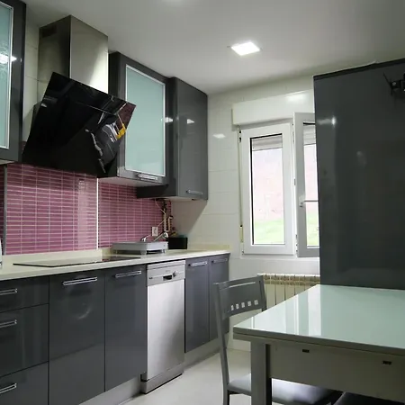 Laucar Vivienda De Uso Turistico * Burgo