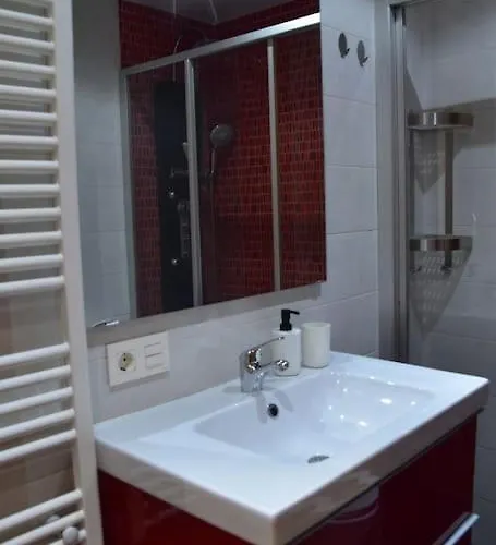 Laucar Vivienda De Uso Turistico شقة Burgo
